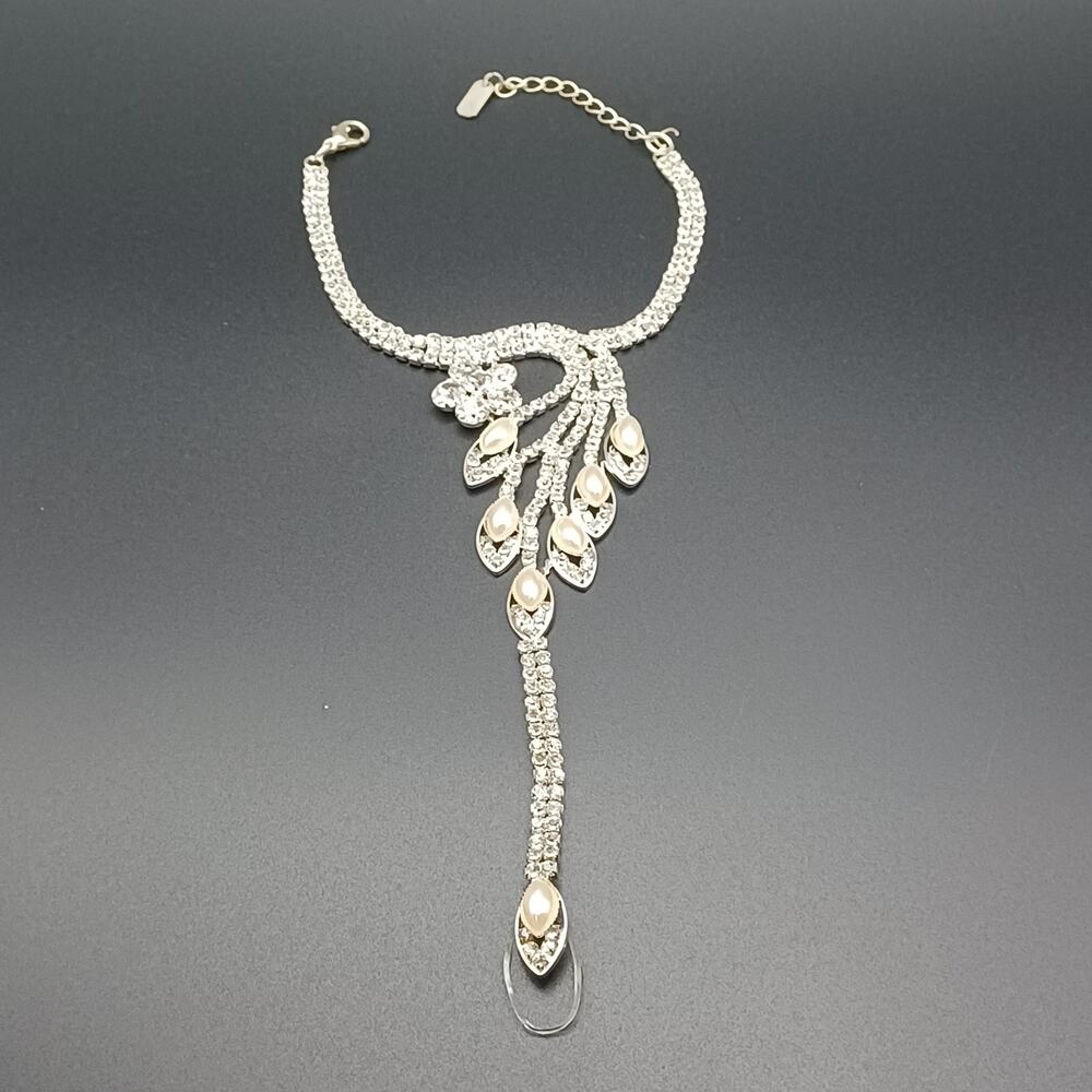 Silver Tone Barefoot Sandal Toe Ring Anklet Faux Pearl & Clear Stone Foot Chain